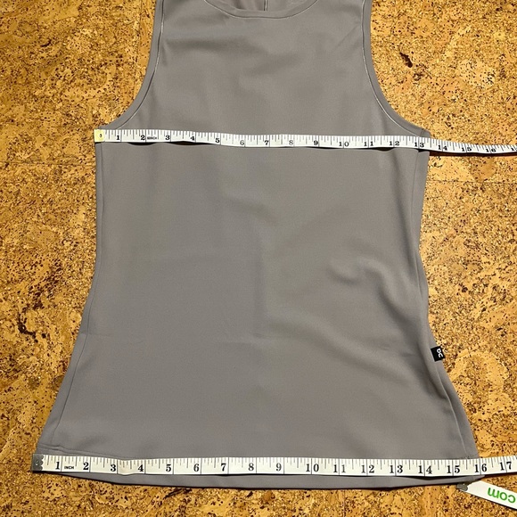 On Running Movement Tank Top In Zinc Sz S - Picture 12 of 13